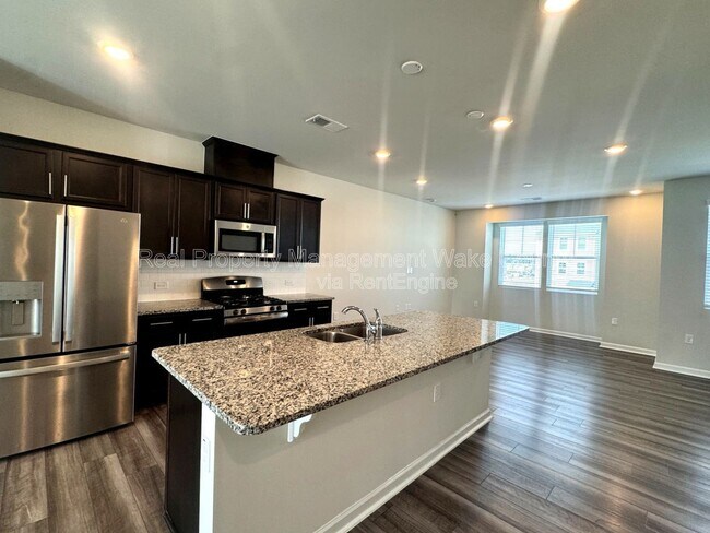 Building Photo - 2727 Chert Ln