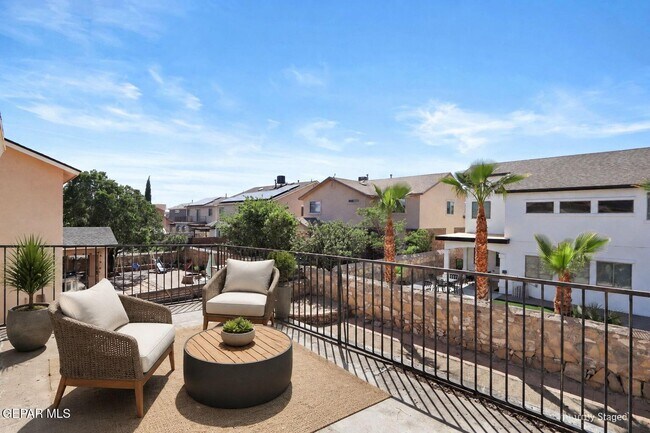 Building Photo - 3621 Tierra Bahia Dr