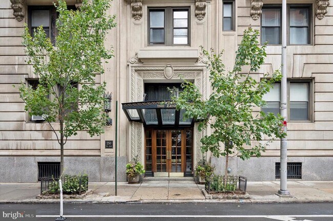 Primary Photo - 250 S 13th St