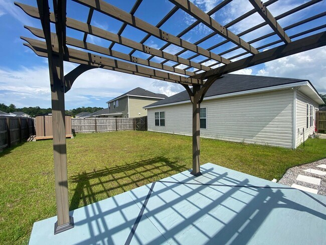 Building Photo - 116 Brasher Dr