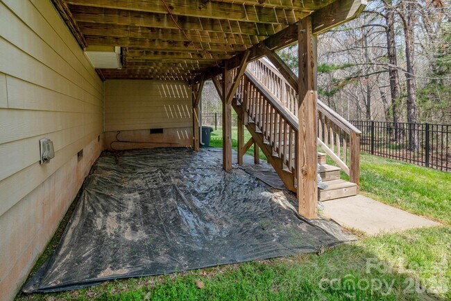 Building Photo - 3048 Arsdale Rd