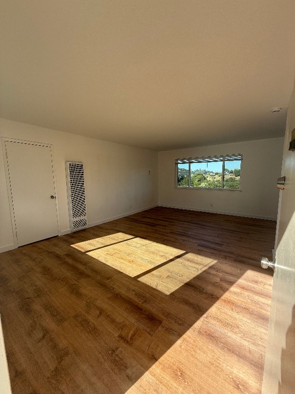 Building Photo - 1205 Geraldine Way