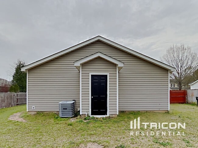 Building Photo - 209 Oakpointe Dr