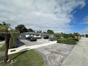 Building Photo - 46xx SW 89th Pl