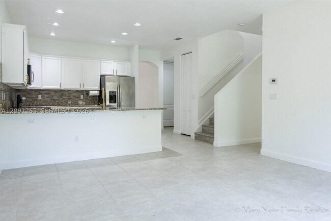 Building Photo - 3841 Aspen Leaf Dr