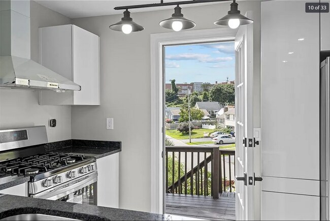 Building Photo - 47 Andover St