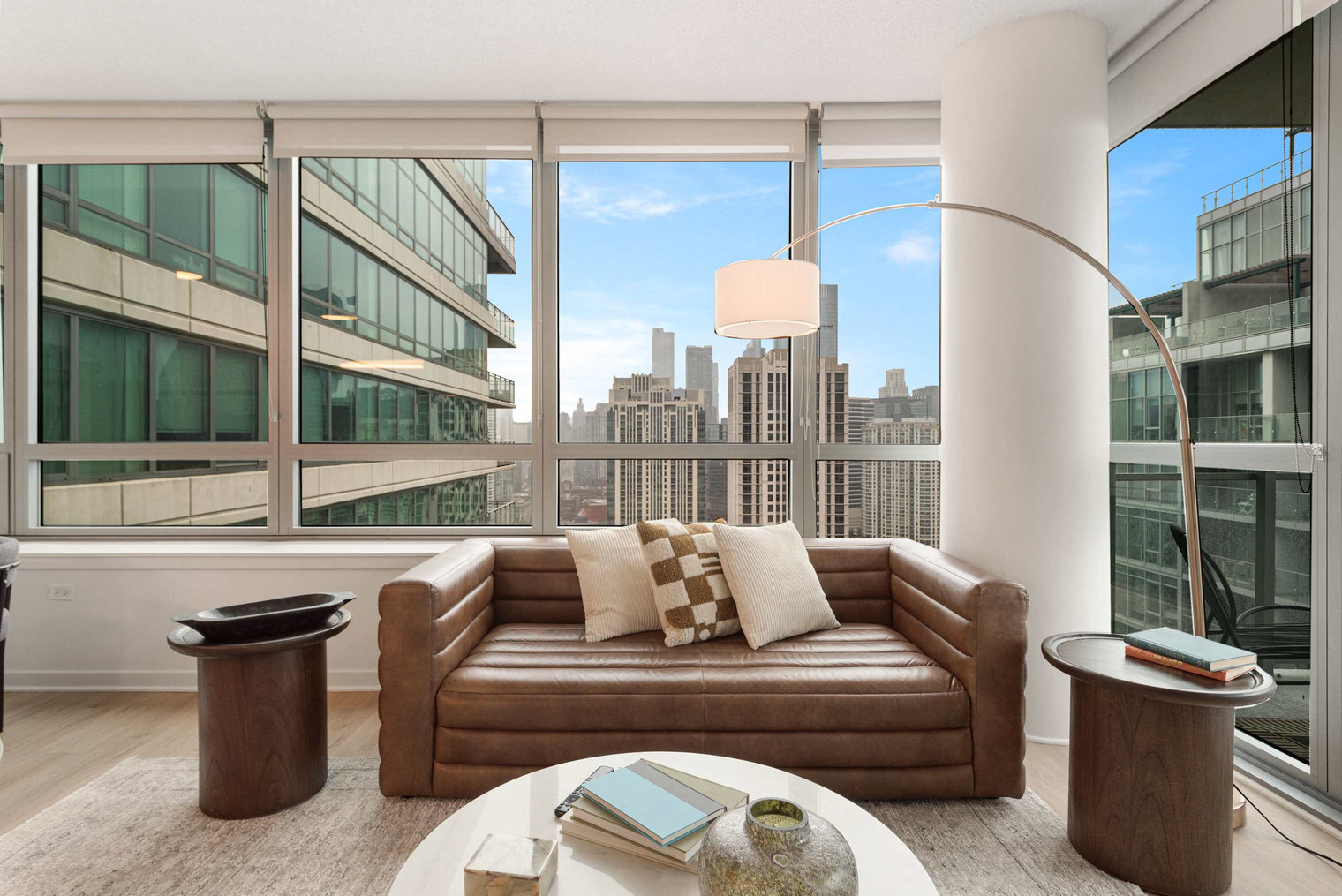 Building Photo - 365 N Halsted St