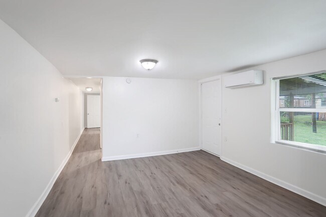 Building Photo - 1310 Pirkle Rd