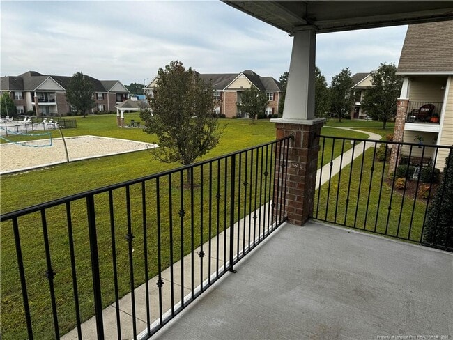 Building Photo - 1811 Balmoral Dr