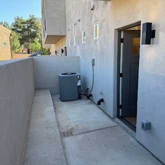Building Photo - 3Bed/2.5Bath House in Sedona! Ready for Im...
