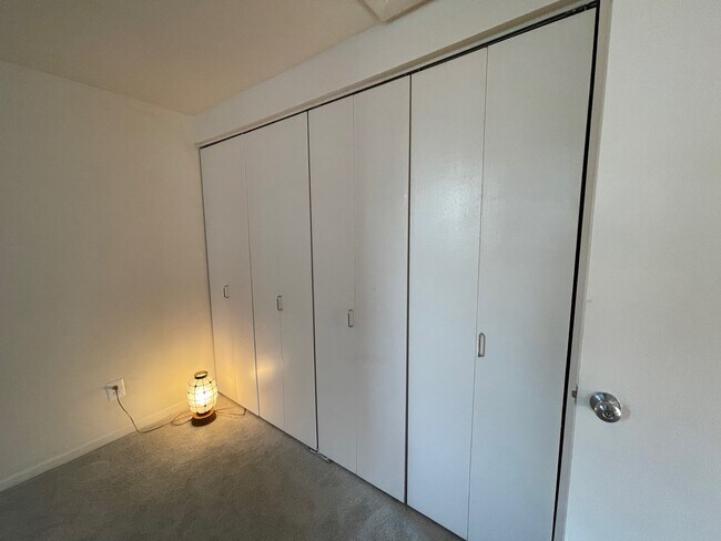 Building Photo - 1133 13th St NW