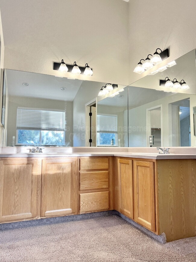 Building Photo - 7365 Cotton Dr