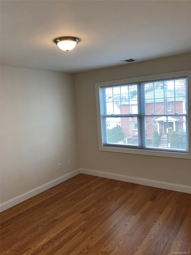 Building Photo - 43 Ellsworth Ave