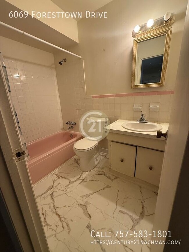 Building Photo - 6069 Foresttown Dr