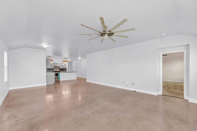 Building Photo - 18125 Ryegate Dr