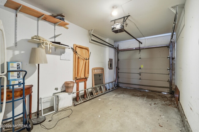 Building Photo - 1606 Alpine Trail