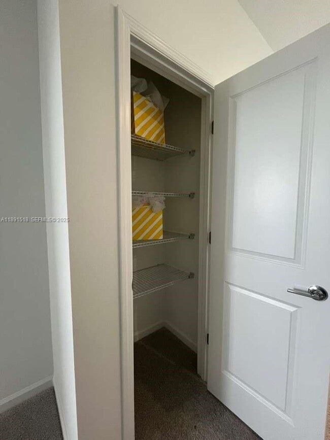 Building Photo - 5984 Zen Wy