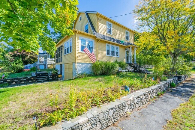 Building Photo - 22 Crescent Hill Ave