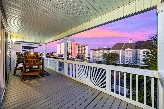 Building Photo - 111B S Yaupon Dr