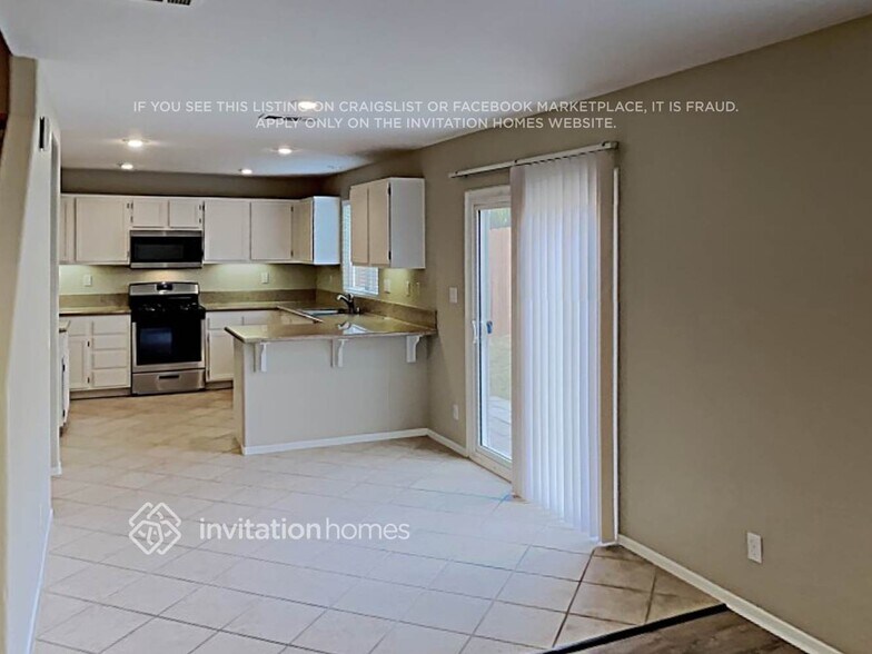Building Photo - 42078 Pacific Grove Way