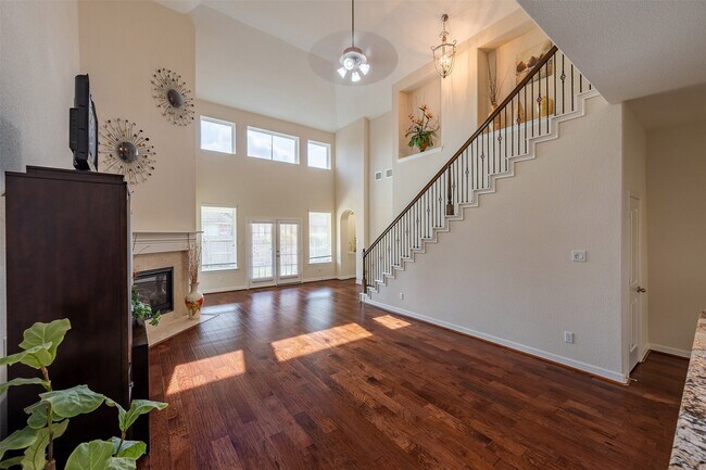 Building Photo - 5214 Lotus Canyon Ct