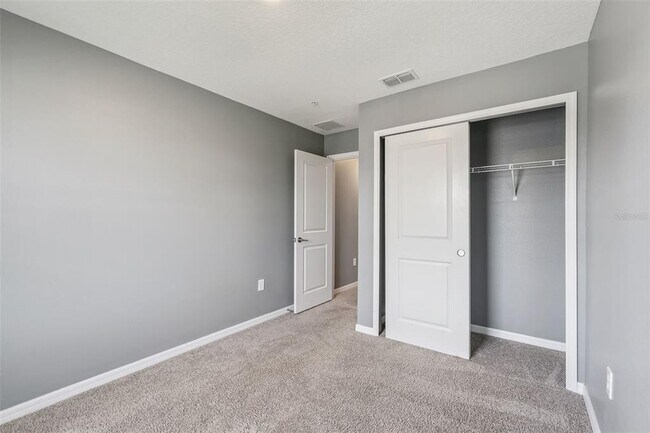 Building Photo - 4431 Arlington Ave