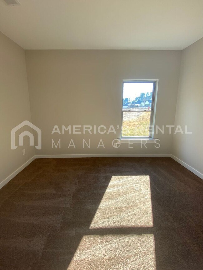 Building Photo - Home for Rent in Parrish, AL!!! Available to View Now!!!