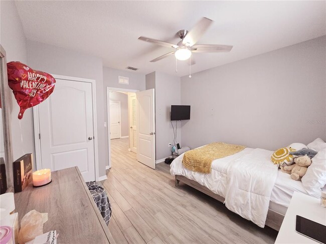 Building Photo - 3180 Royal Tern Dr