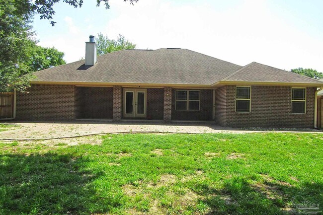 Building Photo - 5485 Tucker Circle