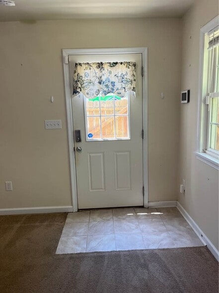 Building Photo - 108 Sabrina Ln