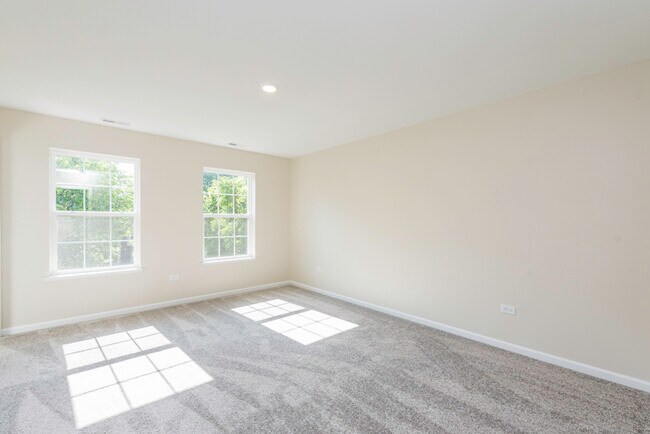 Building Photo - 804 Neubauer Circle