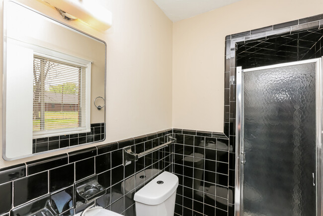 Building Photo - Charming Brick Home in Pearl