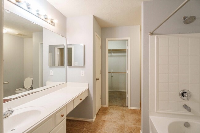 Building Photo - 146 N Vesper Bend Cir