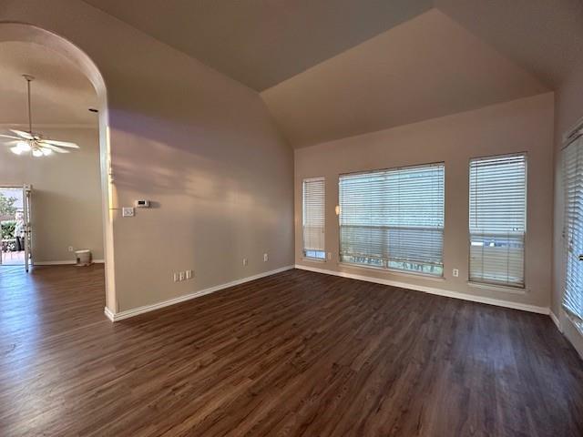 Building Photo - 200 Hawthorne Dr