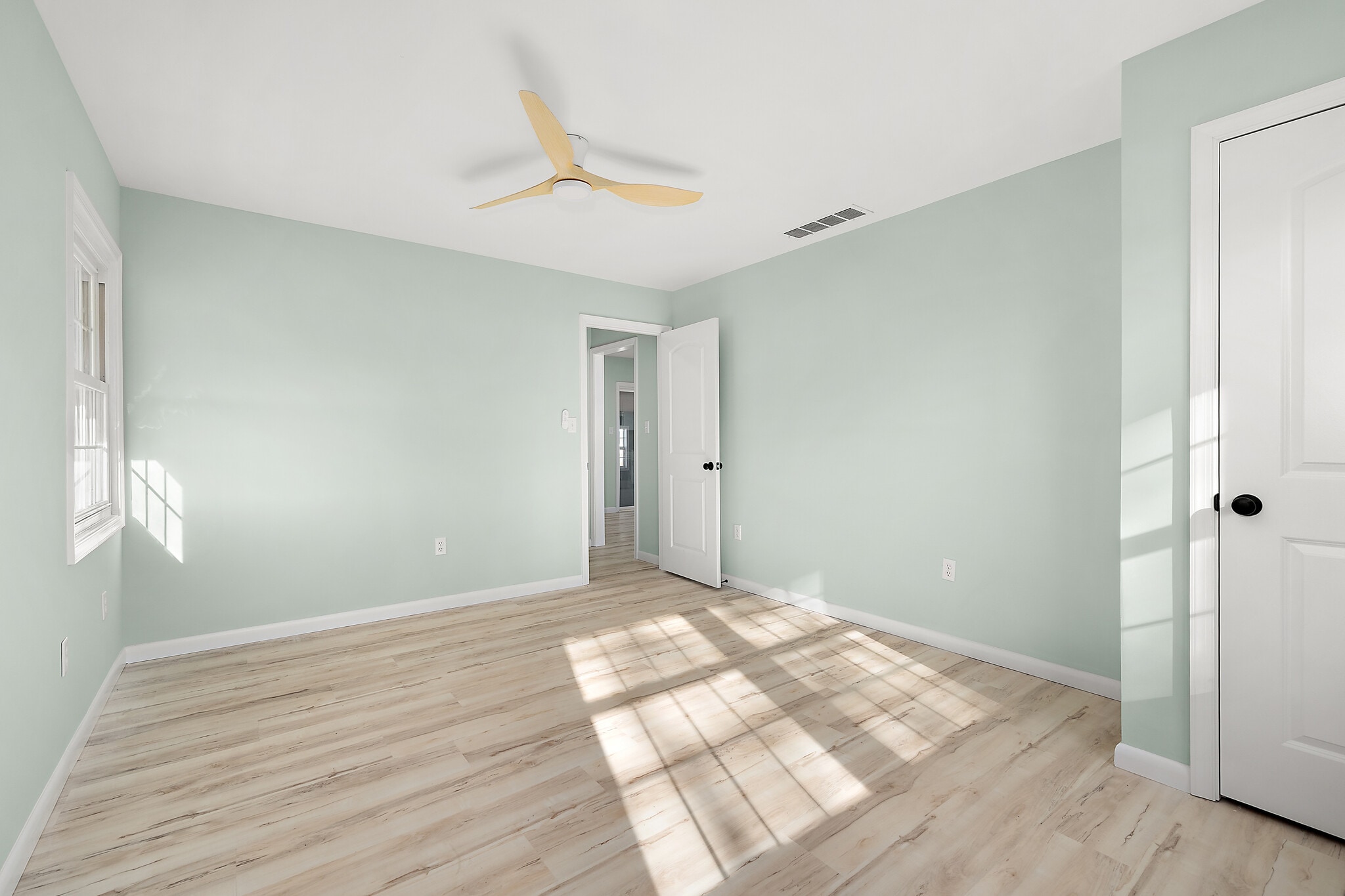 Building Photo - 31568 Old Ocean City Rd