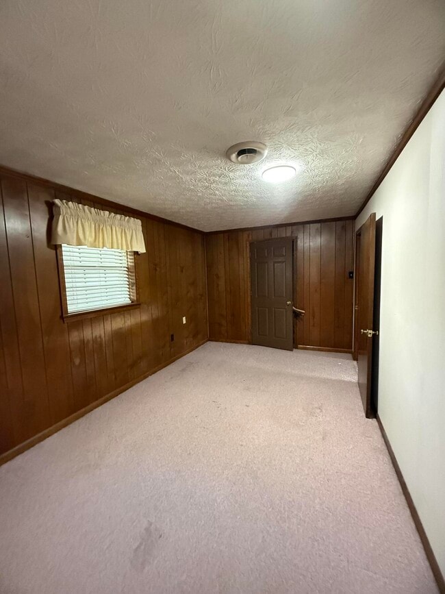 Building Photo - 3924 Gladman Way