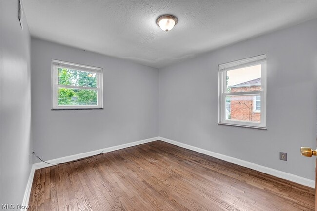 Building Photo - 21270 Crystal Ave