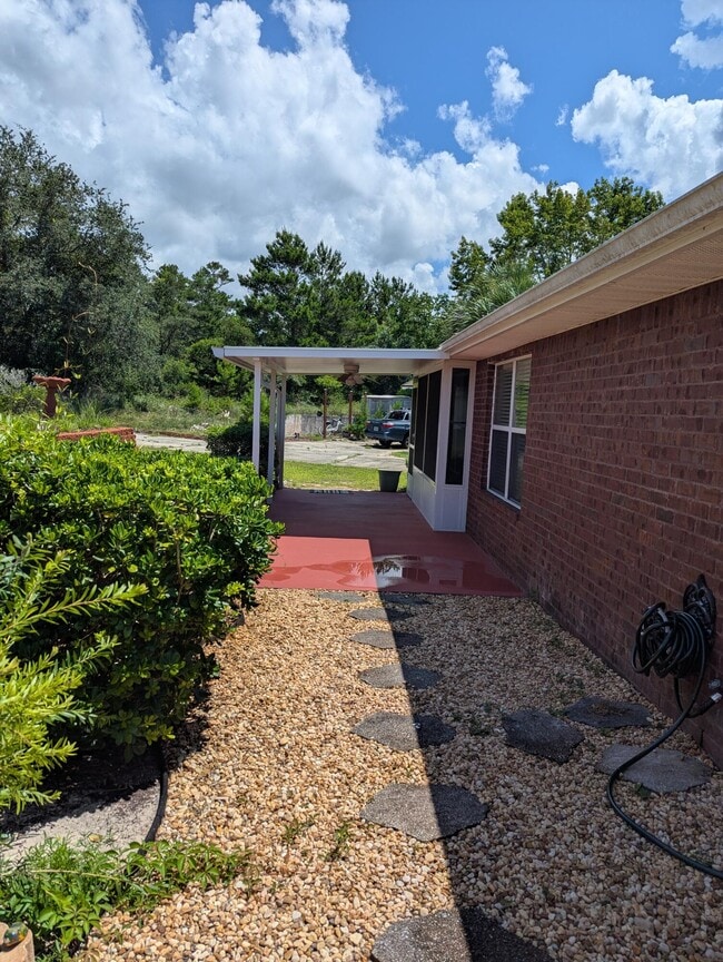 Building Photo - 462 Sandmore Shores Dr