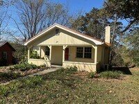 Building Photo - 17 Lewis Higgins Dr