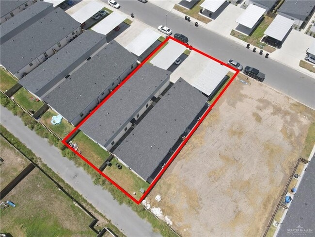 Building Photo - 22 Playa Dr