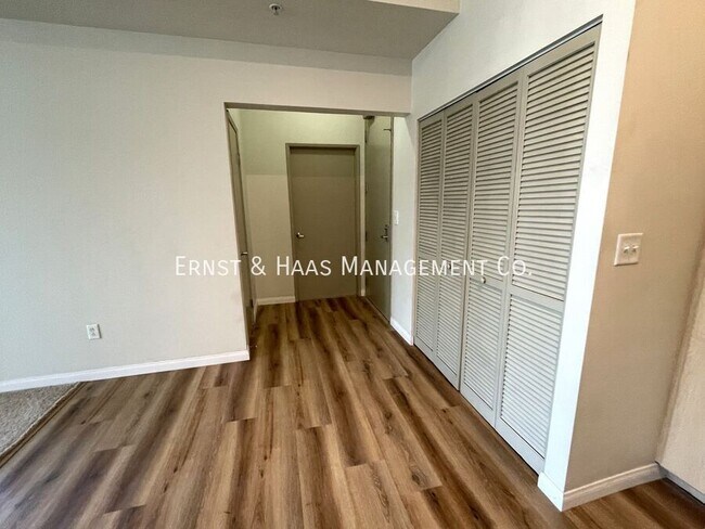 Building Photo - 488 E Ocean Blvd