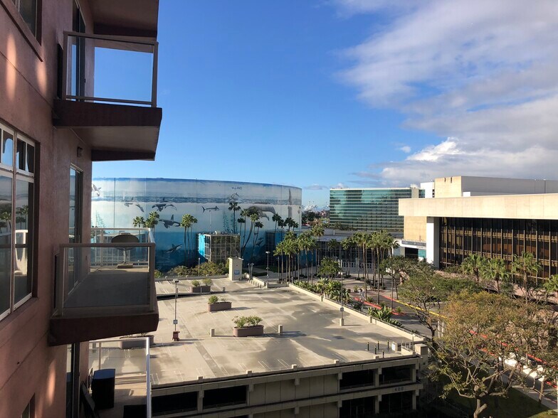 Building Photo - 388 E Ocean Blvd