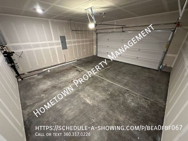 Building Photo - 2016 18th Ave SW