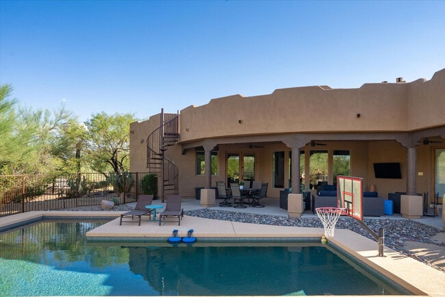 Building Photo - 6708 E Calle de Las Estrellas Rd