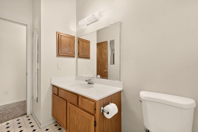 Building Photo - 7817 Sunrose Dr NW