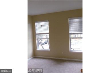 Building Photo - 3580 Sherbrooke Cir