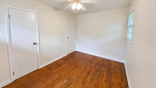 Building Photo - 355 Morton Ave