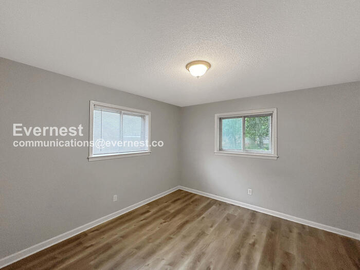 Building Photo - 3500 Panbrook Cove