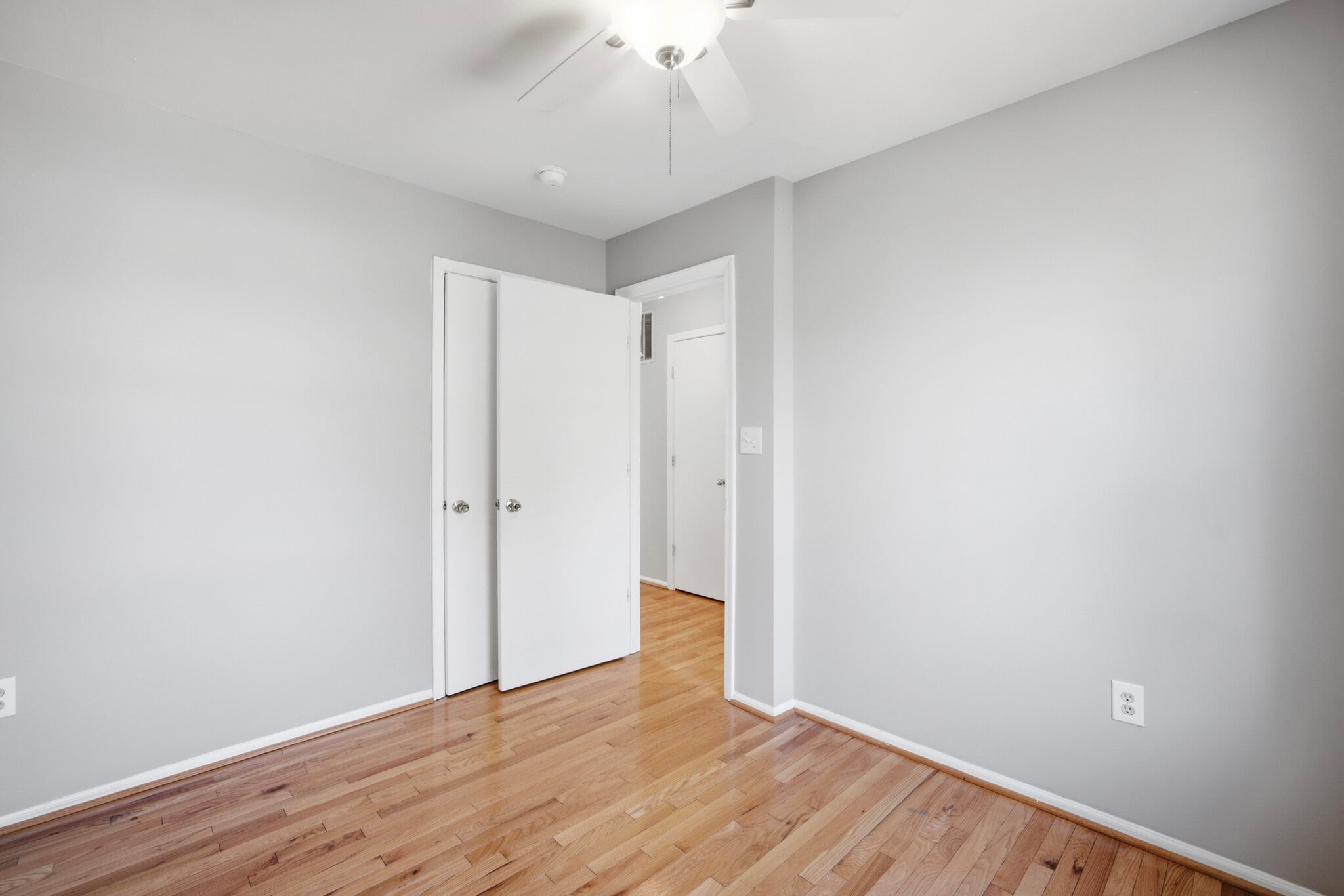 third floor bedroom 1 - 6228 William Edgar Dr