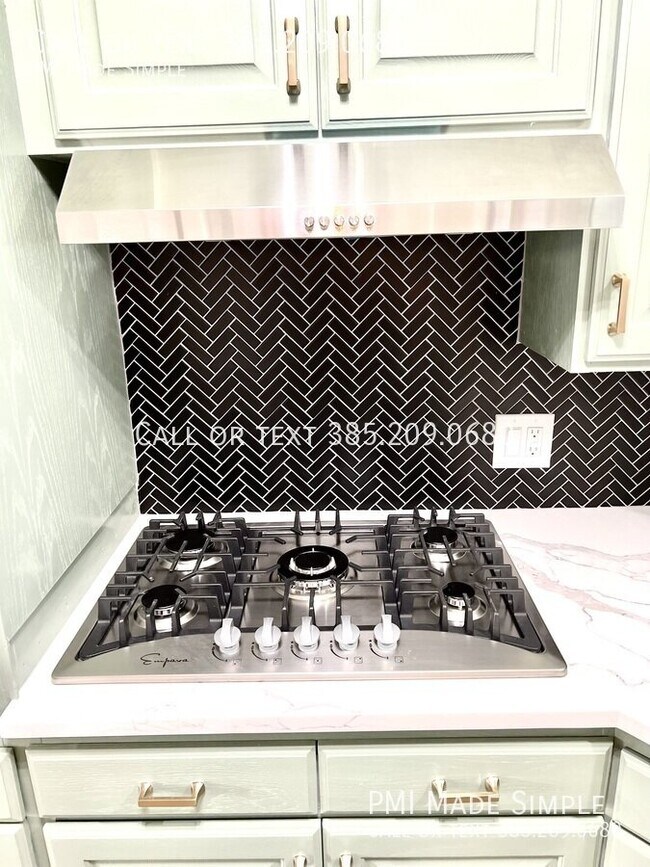 Building Photo - 5777 S Sagewood Dr